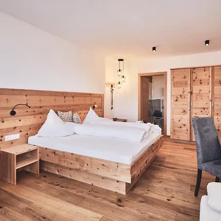 Hotel Kristall Maranza