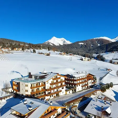 Hotel Kristall 3*